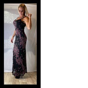 REDUCED1   Ste'nay, size 10, Fitted Sheath Gown.